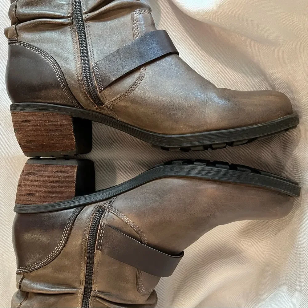 Leather Slouch Ankle Boots Gray Brown Moto Buckle Lug Block‎ Heel SZ 10.5